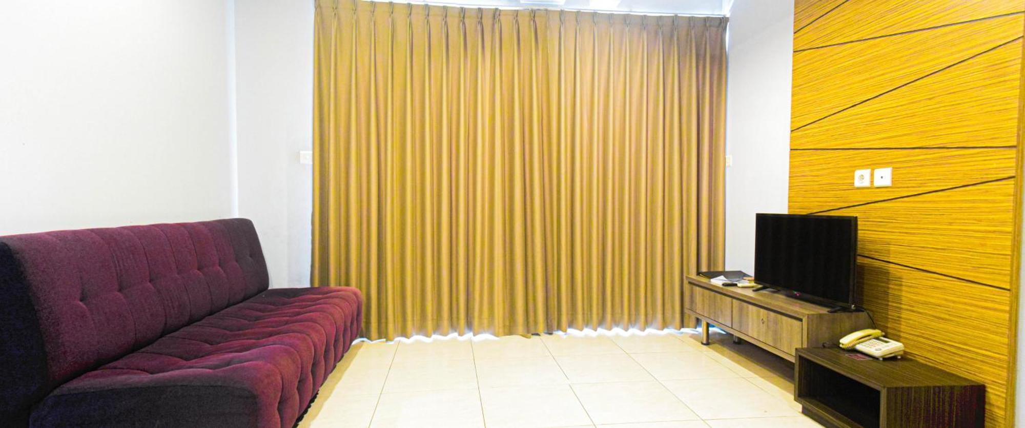 Valore Hotel Cimahi Esterno foto