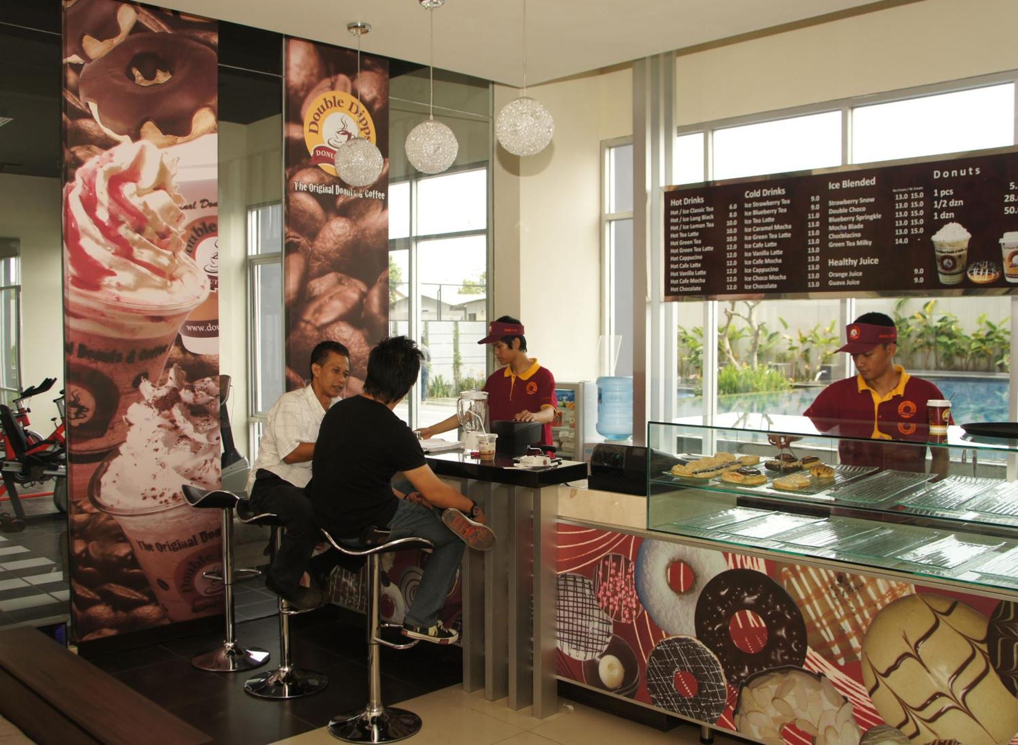 Valore Hotel Cimahi Esterno foto